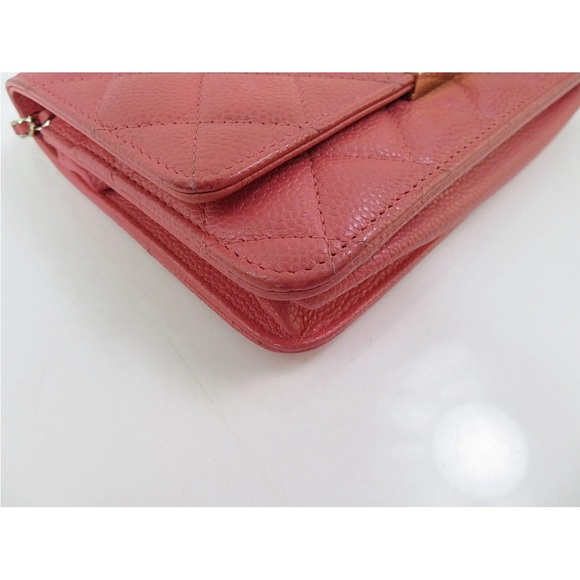 CHANEL Pink Quilted Crossbody Bag - Picture 6 of 16